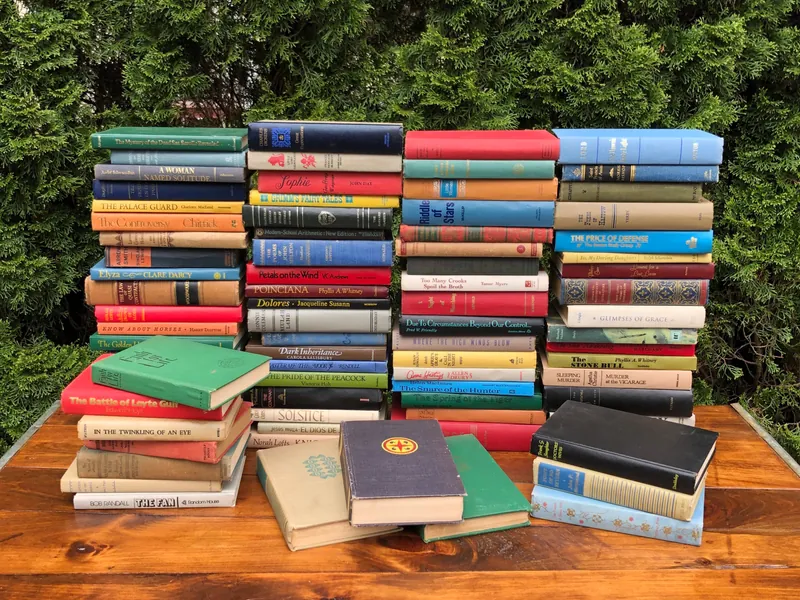 Lot of 20 ANTIQUE Old Vintage BOOKS Collection Set Unsorted All HARDCOVER Prop Coffee Table  Display Decor