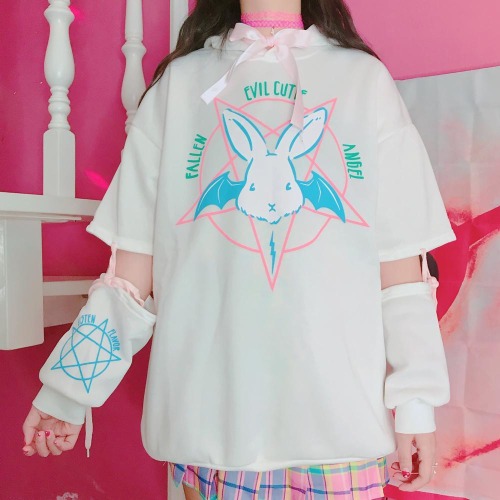 Satanic Bunny Hoodie - White / M