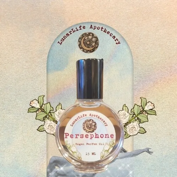 Persephone | Parfum Oil | Fresh Cut Flowers | Tuberose | Muguet | Jasmine | Rose | Green leaves | Peach | Smells like a floral shop