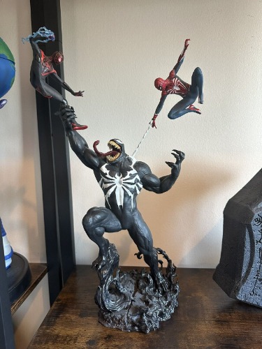 Spider-Man 2 PS5 Collectors Edition Statue