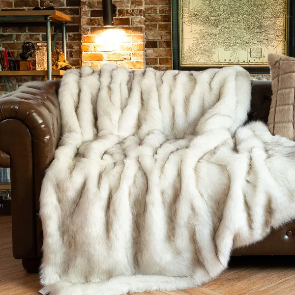 BATTILO HOME Luxury White Faux Fur Throw Blanket Thick Warm Decorative Throw Blankets for Couch, Bed, Soft Fuzzy, Cozy, Fluffy Fox Fur Throw Reversible to Plush Velvet, 51"x67" - White&black 51"x67"