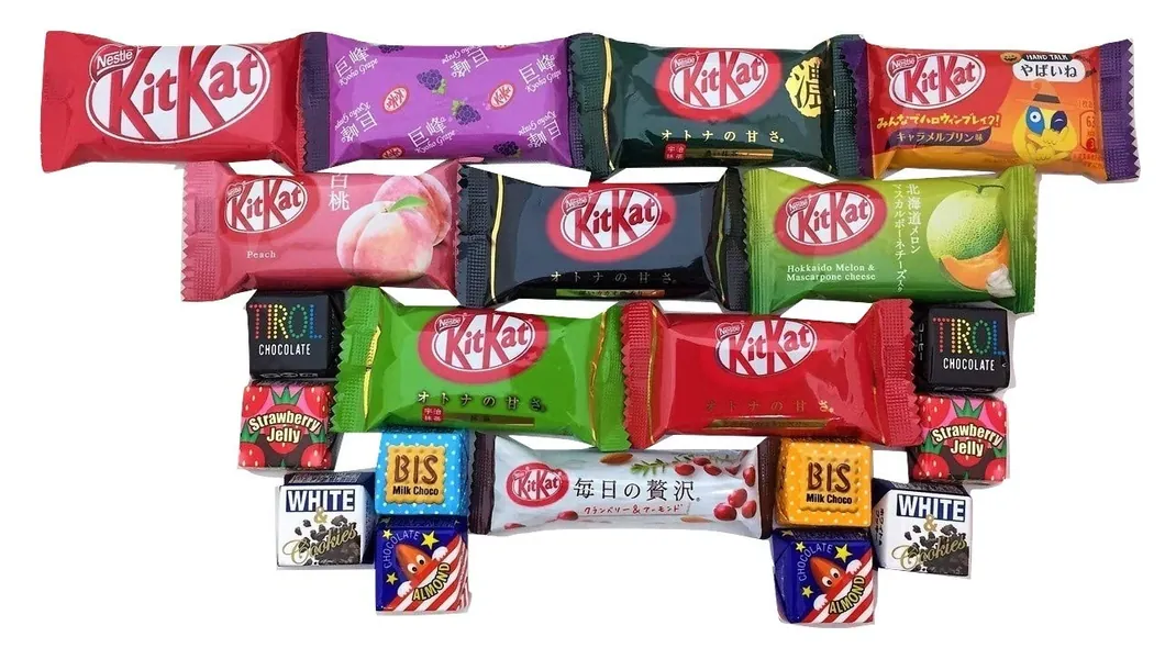 20 Japanese kitkat and Tirol Chocolate Gift Bag
