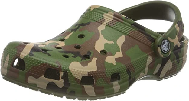 Amazon.com | Crocs Unisex-Adult Classic Camo Clogs, Army Green Camo, 7 Men/9 Women | Mules & Clogs