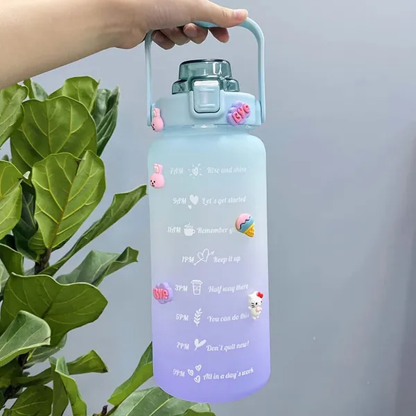 Kawaii 2 liter Trinkflasche mit Strohhalm, Motivierende Wasserflasche mit Zeitmarkierungen und Kawaii Sticker, Süße Water Bottle Auslaufsichere Sportflasche für Damen Fitness Camping Sports,Grün