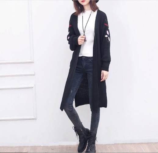 Womens Side Slit Cardigan - Black / One Size