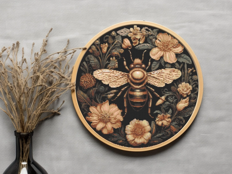 Golden honeybee - Digital Cross Stitch Pattern