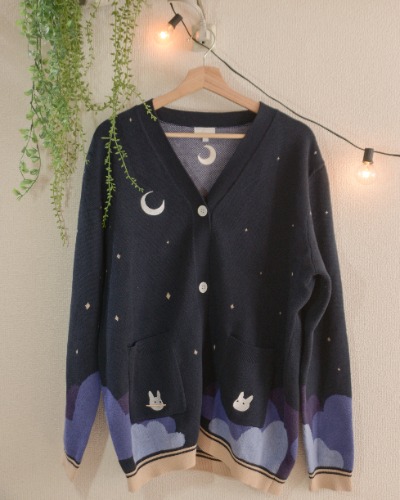 Space buns cardigan - L