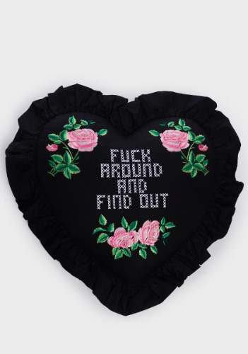 Warm Welcome Heart Pillow | ONE SIZE