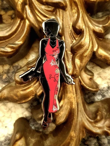 Resident Evil Enamel Pin - Ada Wong