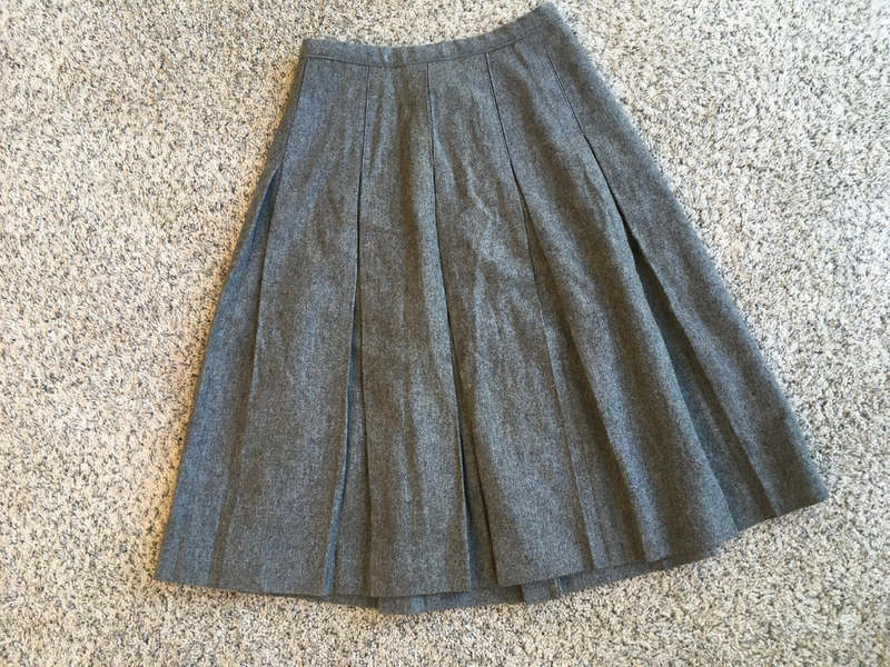 Vintage Box Pleated Wool Skirt  1950&#39;s-1960&#39;s Carol Brent Gray