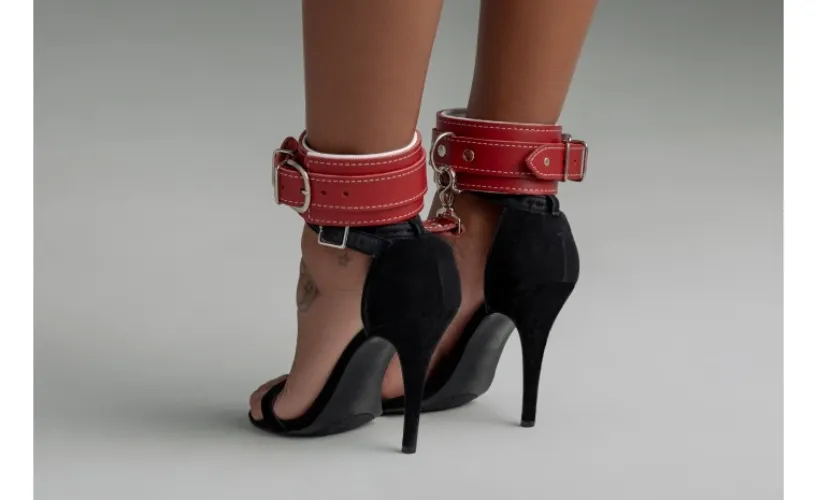 Mercer Leather Bondage Gear Gift Set | Liberator.com