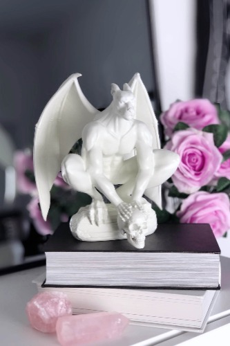 Gargoyle Statuette [BONE] - One Size / White / 100% Resin