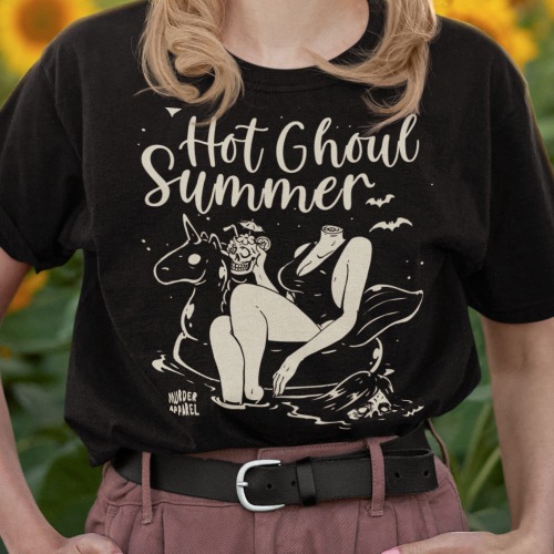 Hot Ghoul Summer T-Shirt | L