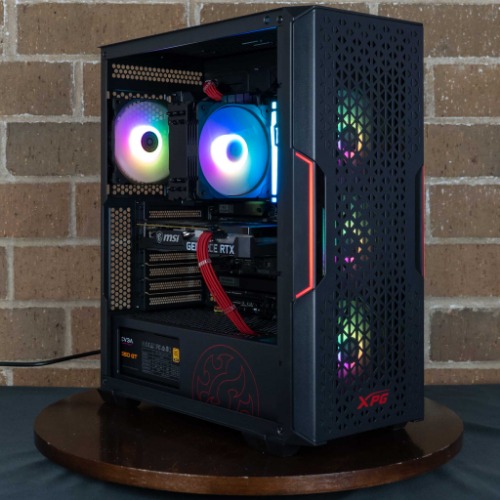 The Peltast - AMD - GeForce RTX 5070 / 32GB Kingston Fury Renegade RGB DDR5-6400 / 2TB Kingston NV3 (6000 Mb/s read)