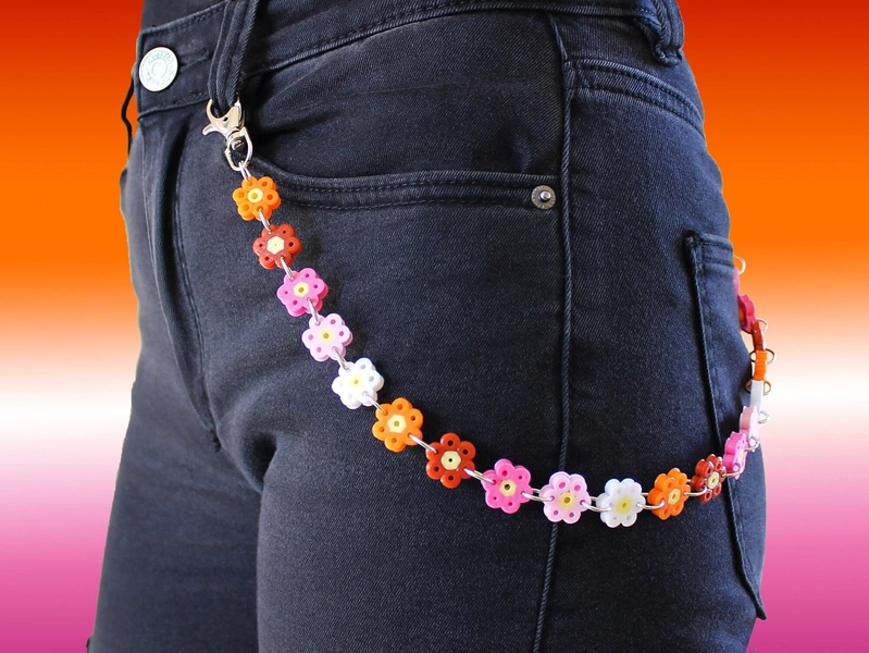 Set lesbian pants chain & earrings, LGTB set, Pride earrings, lesbian accessories set, LGTB pants chain, jeans flower chain