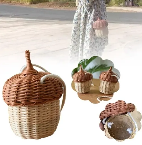 Straw-woven Acorn-shaped handbag