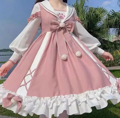 Long sleeve loose fit pretty dress!!