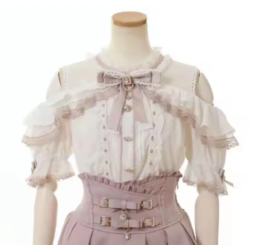 Cute frilly short sleeve blouse~