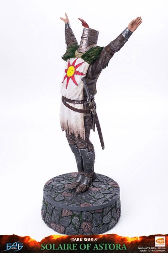 DARK SOULS - Solaire of Astora Statue　 - Pre Owned