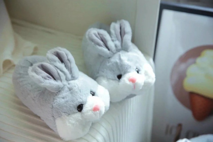 Fuzzy Bunny Slippers | Grey / 8 (7-8)