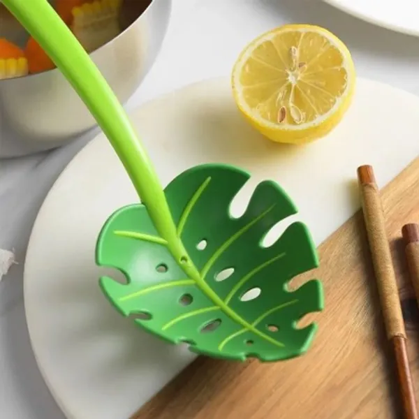1.97US $ 29% OFF|Green Monstera Leaf Colander Multifunctional Long Handled Spaghetti Slotted Serving Spoon Salad Slotted Spoon For Home Kitchen| |   - AliExpress