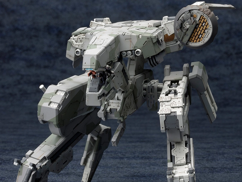 Metal Gear Solid 4: Guns of the Patriots Metal Gear Rex 1/100 Scale Model Kit (Reissue)