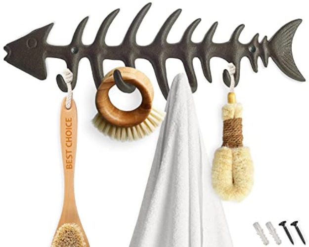 Comfify Decorative Fish Bones Wall Mounted Towel Rack Stylish Cast Iron Hanger with 4 “Fish Bones” Hooks for Towels, Robes and More - Includes Screws and Anchors - in Brown - Rust Brown