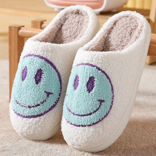 Plush Winter Smiley Face Slippers - 6 / 36/37
