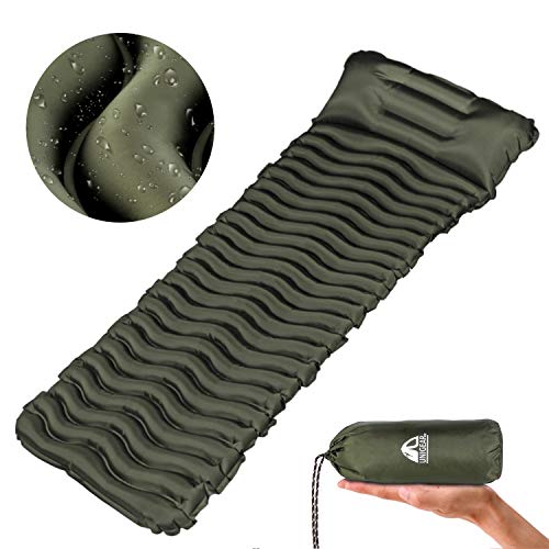 Unigear Camping Isomatte Kleines Packmaß, Aufblasbare Luftmatratze Camping, Schlafmatte für Outdoor, Ultraleicht Feuchtigkeitsbeständig Wasserdicht und rutschfest, MEHRWEG - Armeegrün mit Kissen