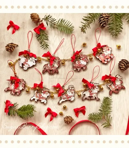 Santa's Reindeer Wood Ornament Garland