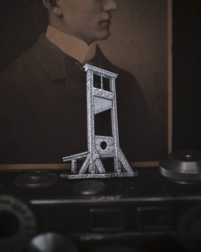 Guillotine Pin | Default Title