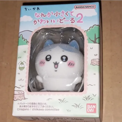 Figura Hachiware tipo Sylvanian (Suavecita)