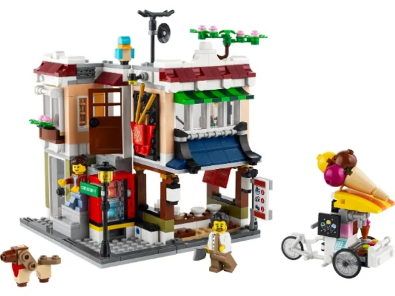 Downtown Noodle Shop 31131 | Creator 3-in-1 | Buy online at the Official LEGO® Shop US 