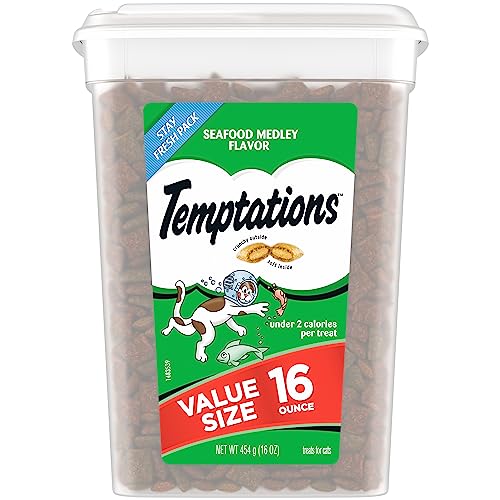 TEMPTATIONS Classic Crunchy and Soft Cat Treats Seafood Medley Flavor, 16 oz. Tub - 1 Pound (Pack of 1)