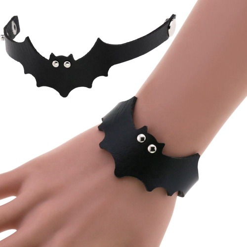 Leather Bat Bangle - Black / 20cm