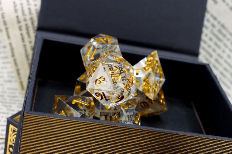 Book Wyrm Dice | Polyhedral Set w/Box