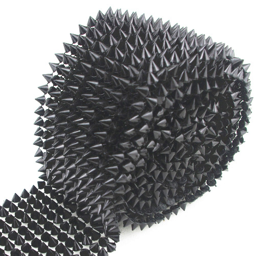AEAOA 1 Yard Sew Stitch On Spike Stud Cone Flatback Punk Rock Trim mesh Bead Craft (Black) - Black