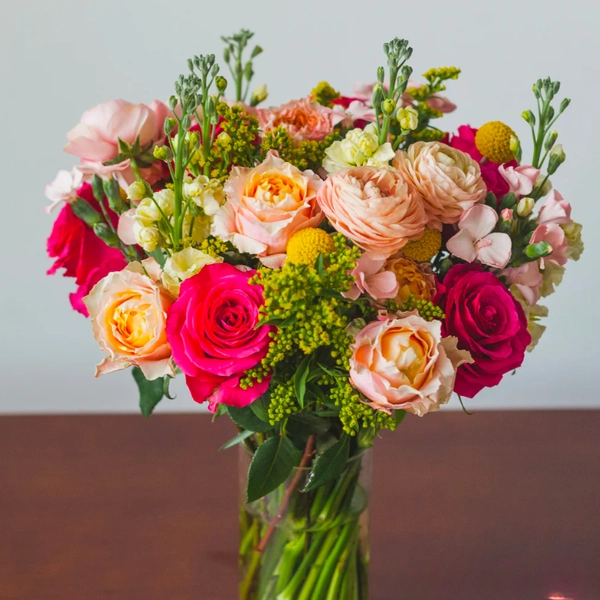 Sweetie Pie Bouquet with Vase