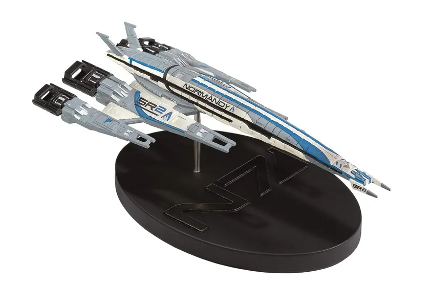 Dark Horse Deluxe Mass Effect Alliance: Normandy SR2 (Remastered Version) Ship Replica, Multicolor - 