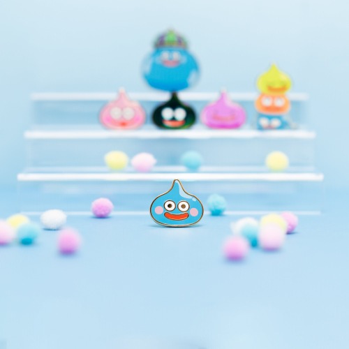 Happy Slimes Enamel Pin - Blue Slime / Locking Clasp