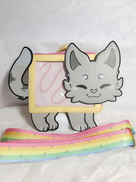Pastry tart cat ita bag!