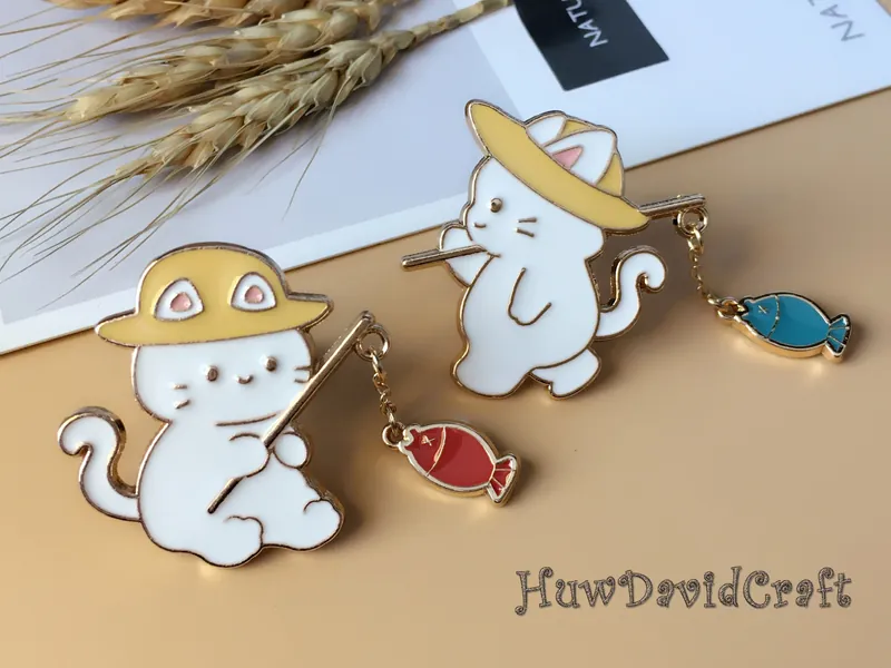 Cat who loves fishing enamel pin