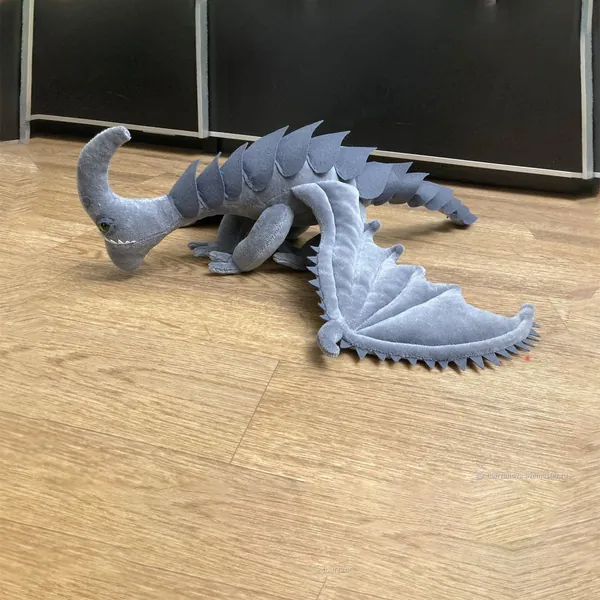Razorwhip Plush, How To Train Your Dragon, Dragon Plush, Httyd, Stormcutter