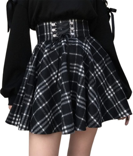 Ill make a drawing of me using the skirt if i get it~ <3