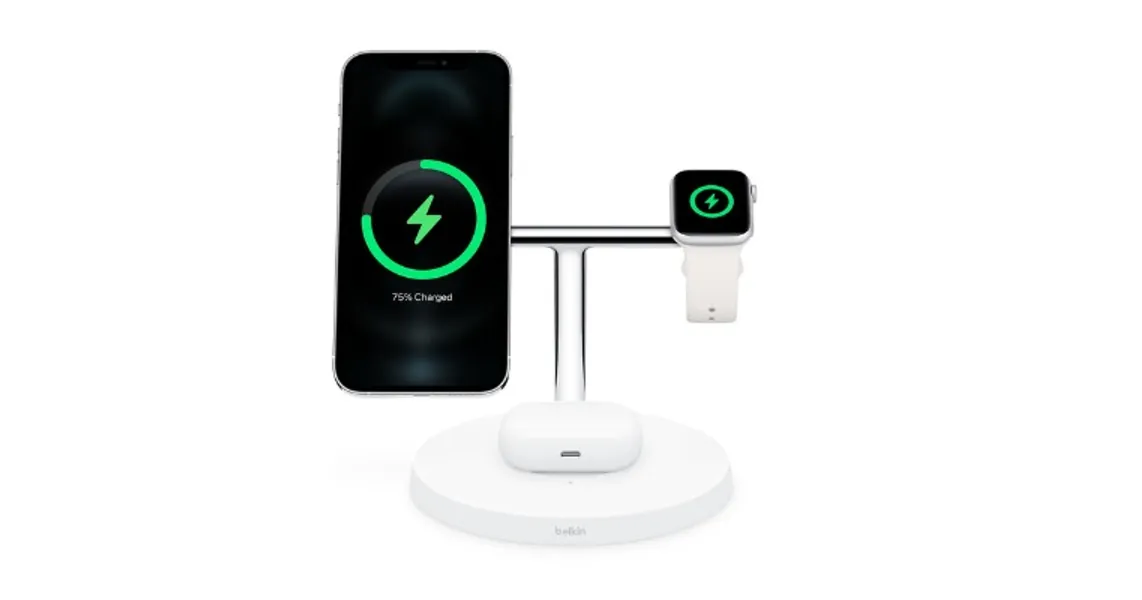 Belkin BOOST↑CHARGE PRO 3-in-1 Wireless Charger with MagSafe 一 White
