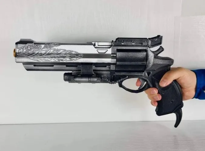 Destiny 2 Hawkmoon Replica