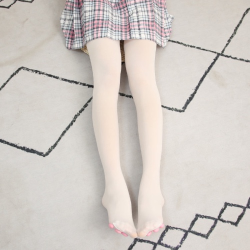 Soul Snatch | Squishy Sole Cat Paw Socks - white