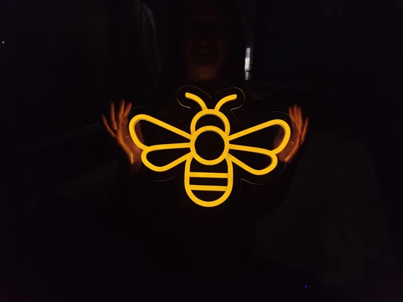 Bee neon sign, bee led neon light, api honeybee led night light up for Bedroom