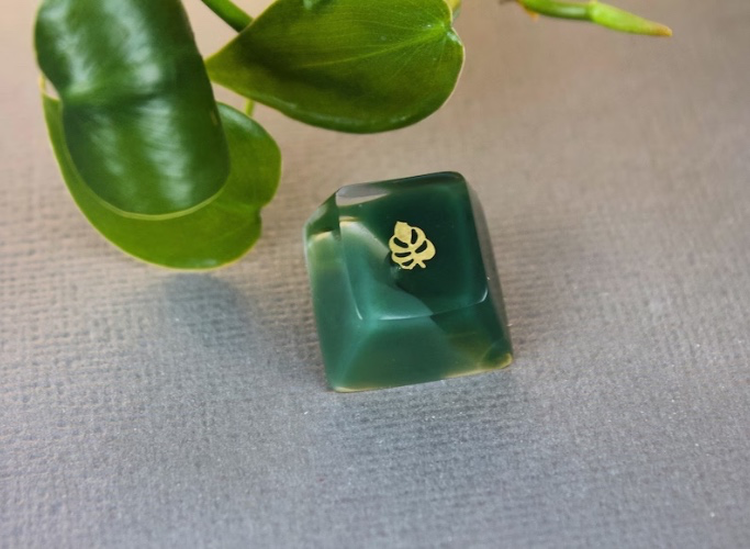 Gold monstera leaf Esc mechanical keyboard keycap cherry mx, custom, artisan, resin, cute