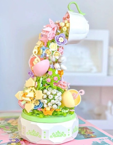 Teacup Cascade Building Block Set - No Box